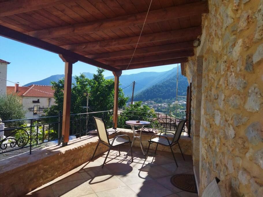 Вилла Tsolakis Luxury House Леонидион Экстерьер фото
